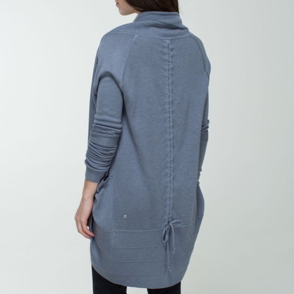 Lululemon Transformational Wrap - Picture 13 of 13